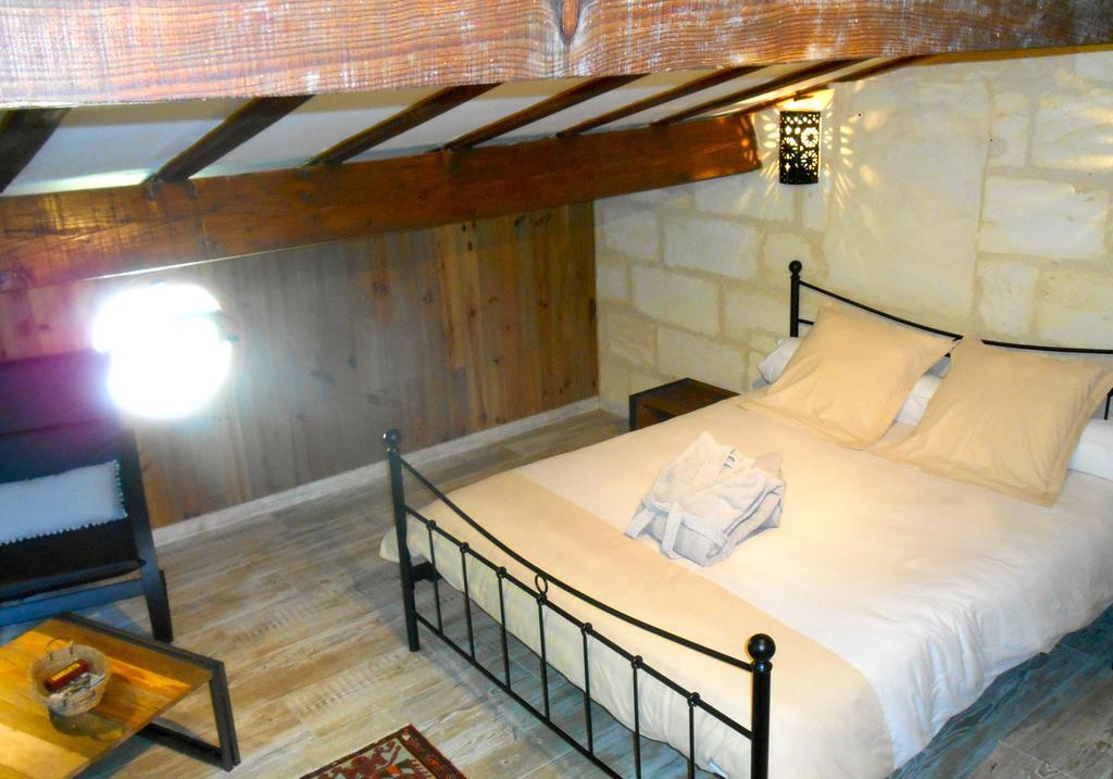 Sous Les Marronniers Bed & Breakfast Petit-Palais-et-Cornemps ห้อง รูปภาพ